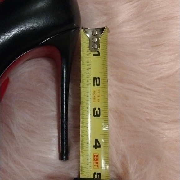 Christian Louboutin Iriza half d'Orsay Leather Sz 39 NIB - Picture 10 of 16